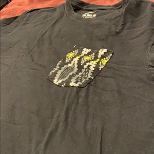 Nike large black t-shirt with one pocket men